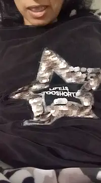 Snapshot of jijijoudia chatting on February 11, 8:52 pm jijijoudia online show from February 11, 8:52 pm