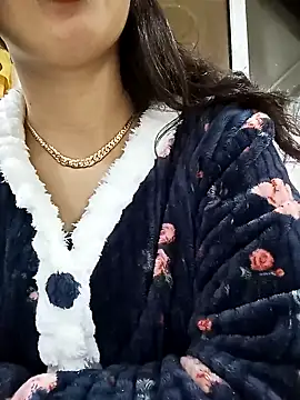 Snapshot of jijijoudia chatting on March 18, 1:53 am jijijoudia online show from March 18, 1:53 am