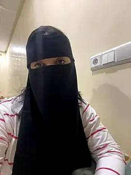 Snapshot of jijijoudia chatting on September 29, 11:31 pm jijijoudia online show from September 29, 11:31 pm