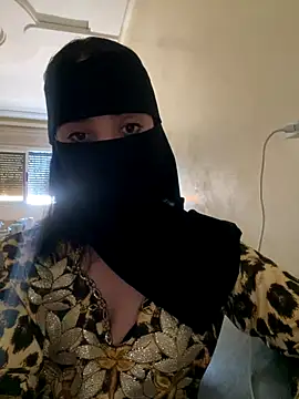 Snapshot of jijijoudia chatting on October 9, 3:32 pm jijijoudia online show from October 9, 3:32 pm