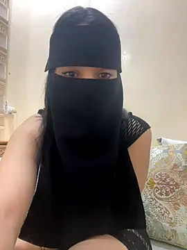 Snapshot of jijijoudia chatting on October 21, 12:22 am jijijoudia online show from October 21, 12:22 am