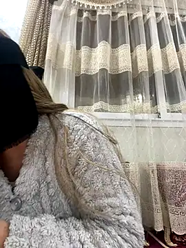 Snapshot of jijijoudia chatting on December 16, 11:43 pm jijijoudia online show from December 16, 11:43 pm