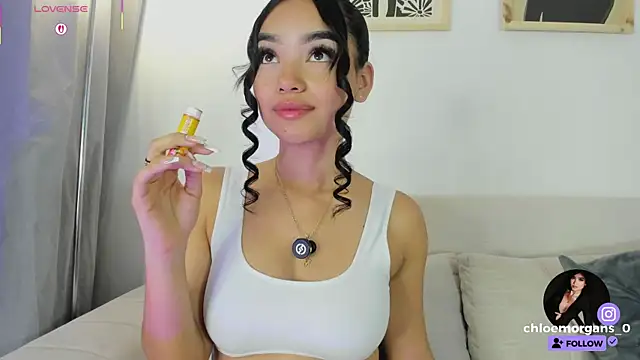 Snapshot of Chloe_Morgans chatting on May 31, 9:05 am Chloe Morgans online show from May 31, 9:05 am