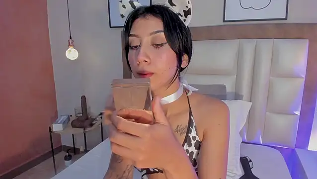 MelissaFoxx online show from June 6, 12:10 pm