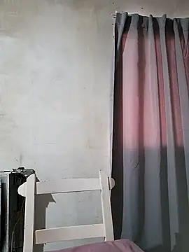 Snapshot of Paulitta- chatting on June 2, 6:10 pm Paulitta- online show from June 2, 6:10 pm