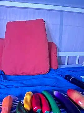 allinqueen online show from February 18, 1:33 pm