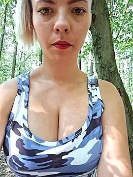 allinqueen online show from July 14, 1:17 pm