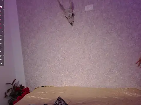 AliciaChelios online show from February 2, 7:23 pm