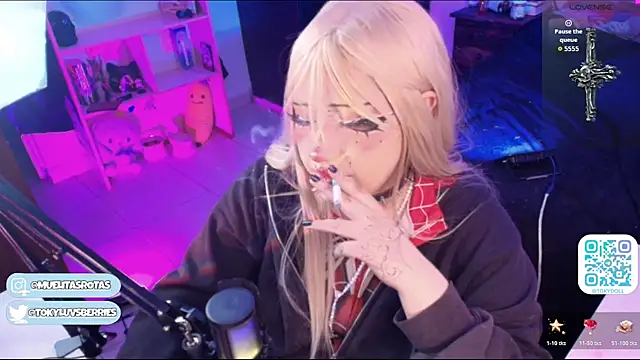 toky doll online show from August 5, 4:37 am