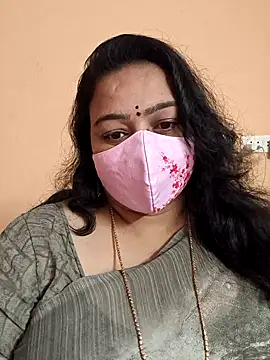 neelu-hoty online show from February 6, 2:37 pm