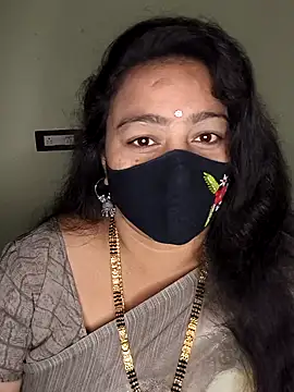 neelu-hoty online show from October 11, 12:15 pm