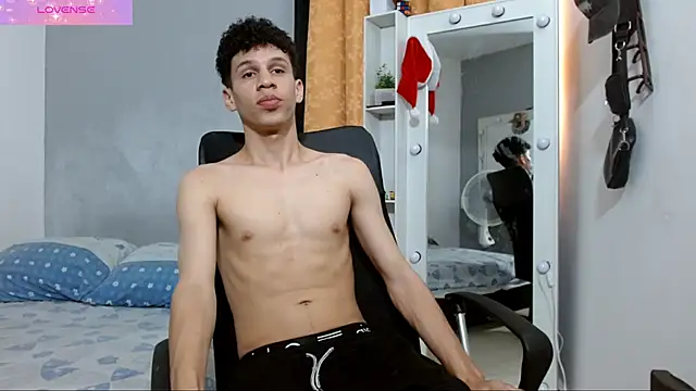 Snapshot of jeff_ross chatting on January 19, 7:58 pm jeff ross online show from January 19, 7:58 pm