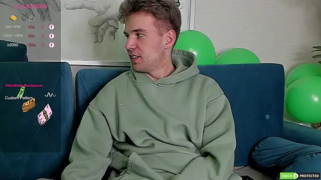 ArthurWhitee online show from March 17, 9:44 am