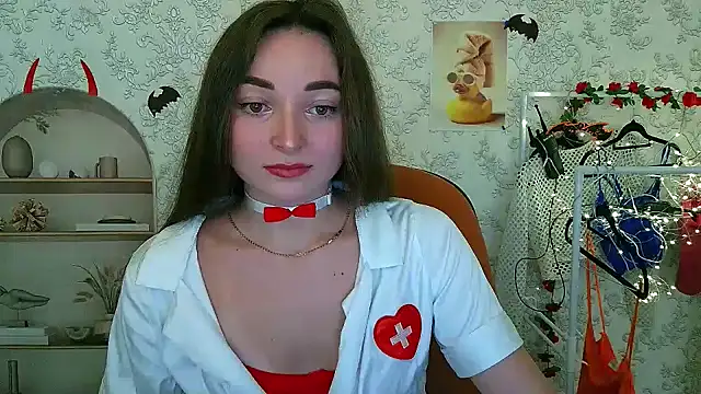 Snapshot of _Barbie_Kiss_ chatting on October 31, 3:46 pm Barbie Kiss online show from October 31, 3:46 pm