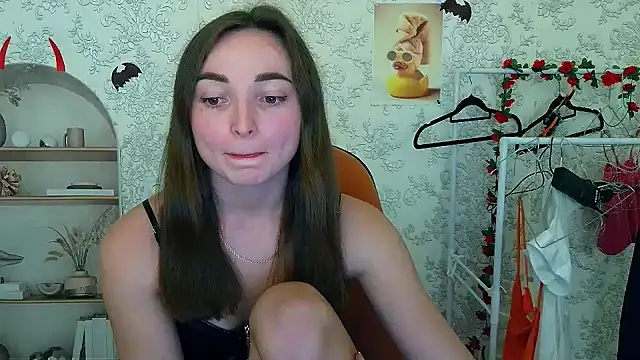 Snapshot of _Barbie_Kiss_ chatting on November 4, 5:34 pm Barbie Kiss online show from November 4, 5:34 pm