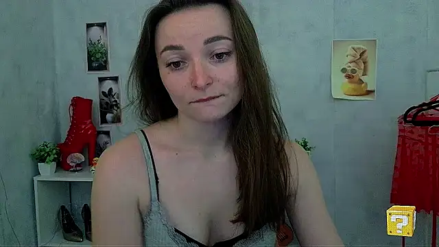  Barbie Kiss  online show from April 28, 1:16 pm