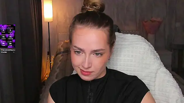Snapshot of YaraKroft_ chatting on July 28, 11:17 am YaraKroft online show from July 28, 11:17 am