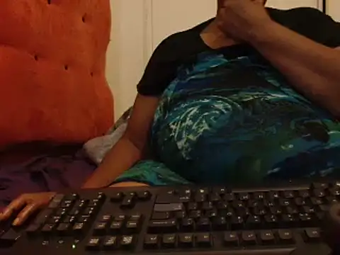 tinagiant online show from February 10, 3:53 pm