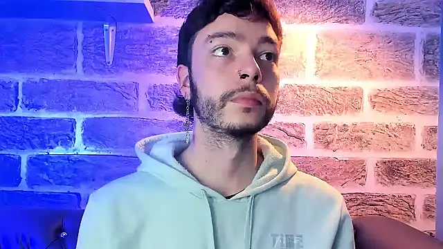 noah ricci online show from October 18, 11:05 pm