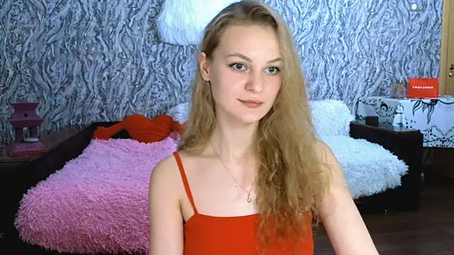 Snapshot of Elfanna chatting on October 10, 5:01 pm Elfanna online show from October 10, 5:01 pm