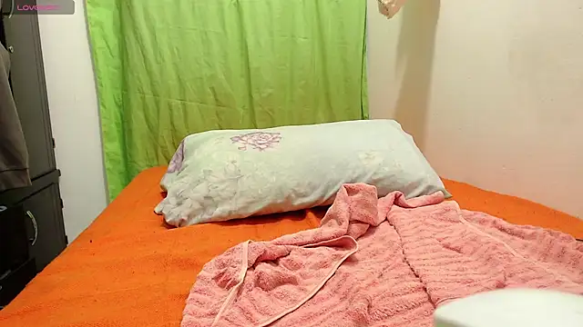 Snapshot of kimberley_123 chatting on November 1, 3:03 pm kimberley 123 online show from November 1, 3:03 pm