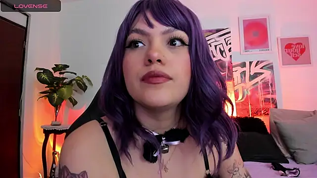 Snapshot of AnnieHuntters chatting on March 19, 3:20 am AnnieHuntters online show from March 19, 3:20 am