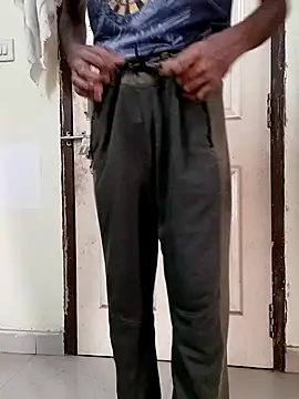 Snapshot of Chocolate_stud10 chatting on April 10, 7:02 am Chocolate stud10 online show from April 10, 7:02 am