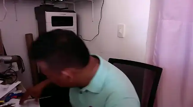 Snapshot of siatodo02 chatting on December 11, 12:44 pm siatodo02 online show from December 11, 12:44 pm