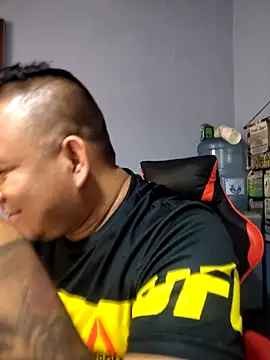 Snapshot of siatodo02 chatting on October 4, 4:05 pm siatodo02 online show from October 4, 4:05 pm