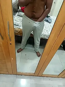 Snapshot of PawanHyd7 chatting on December 26, 6:09 am PawanHyd7 online show from December 26, 6:09 am