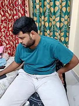 Snapshot of PawanHyd7 chatting on October 26, 7:47 am PawanHyd7 online show from October 26, 7:47 am