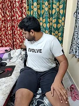 Snapshot of PawanHyd7 chatting on November 29, 7:28 pm PawanHyd7 online show from November 29, 7:28 pm