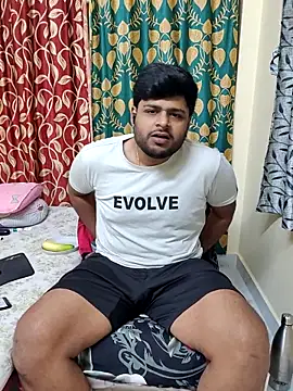 Snapshot of PawanHyd7 chatting on November 30, 10:58 pm PawanHyd7 online show from November 30, 10:58 pm