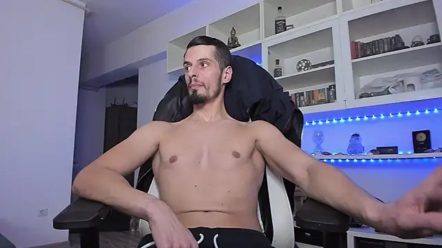 ToddClaytonn online show from December 8, 10:36 pm