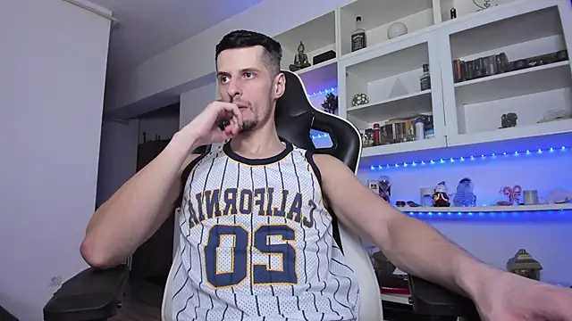 ToddClaytonn online show from February 8, 11:13 pm