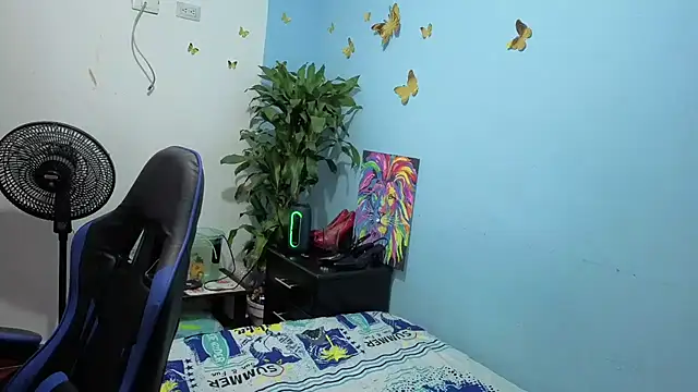 catalina boobs online show from August 2, 1:37 am