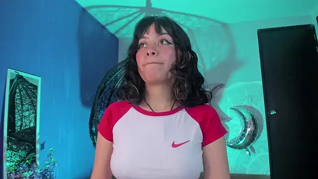 Snapshot of vanelope11 chatting on January 14, 7:00 pm vanelope11 online show from January 14, 7:00 pm