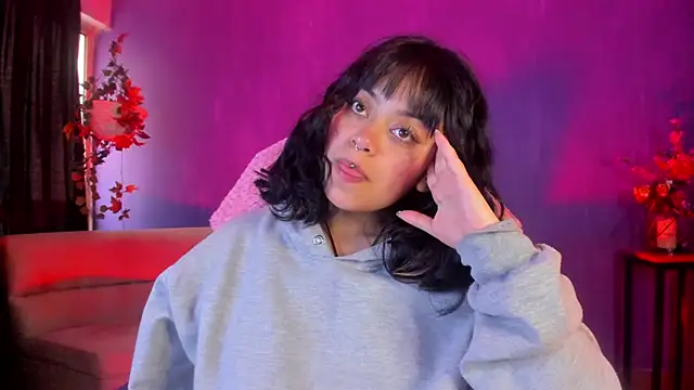 Snapshot of vanelope11 chatting on February 17, 6:48 pm vanelope11 online show from February 17, 6:48 pm