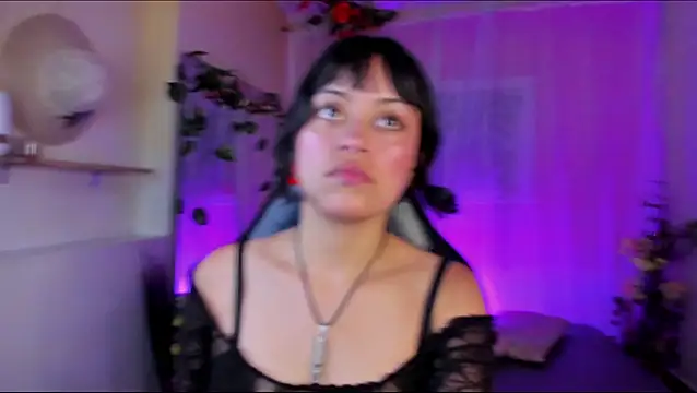 Snapshot of vanelope11 chatting on March 15, 4:10 pm vanelope11 online show from March 15, 4:10 pm