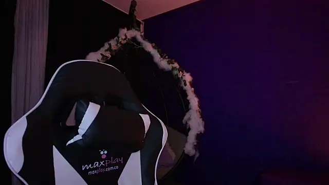 Snapshot of vanelope11 chatting on September 21, 2:57 am vanelope11 online show from September 21, 2:57 am