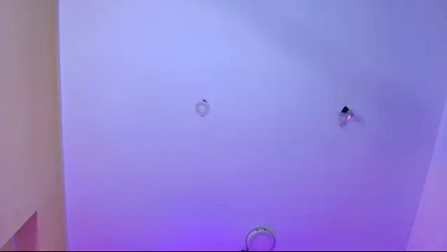 Snapshot of vanelope11 chatting on December 14, 12:32 pm vanelope11 online show from December 14, 12:32 pm