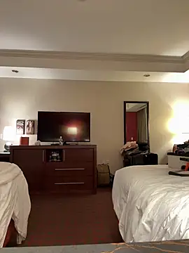 PeytonJohnn online show from September 29, 8:08 am