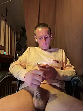 PeytonJohnn online show from February 12, 6:30 am