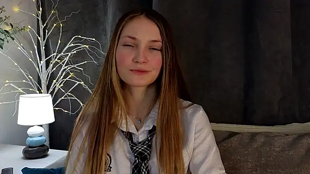 MonaEldon online show from December 11, 1:26 am