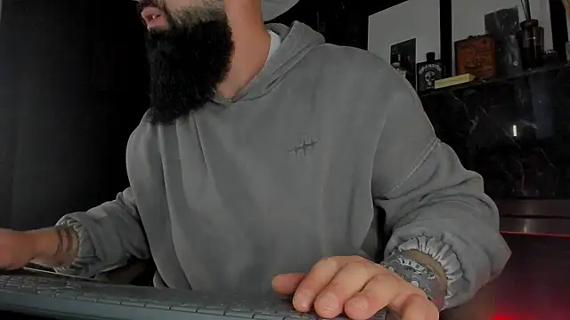 axxelrich  online show from October 31, 4:57 am