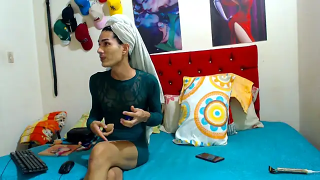 dirtycouplehot2 online show from August 3, 10:24 pm
