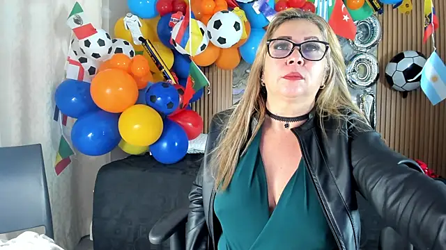 Danna topless online show from June 18, 12:09 pm