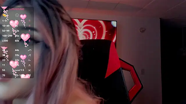 Snapshot of Charlotte_greys chatting on November 10, 2:54 am Charlotte greys online show from November 10, 2:54 am