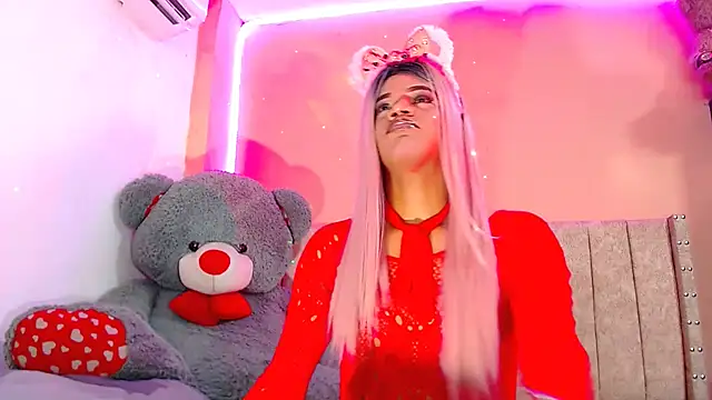 vanessa nauthygirls online show from March 11, 7:25 pm