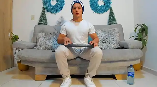 julian wallace online show from December 25, 1:53 am